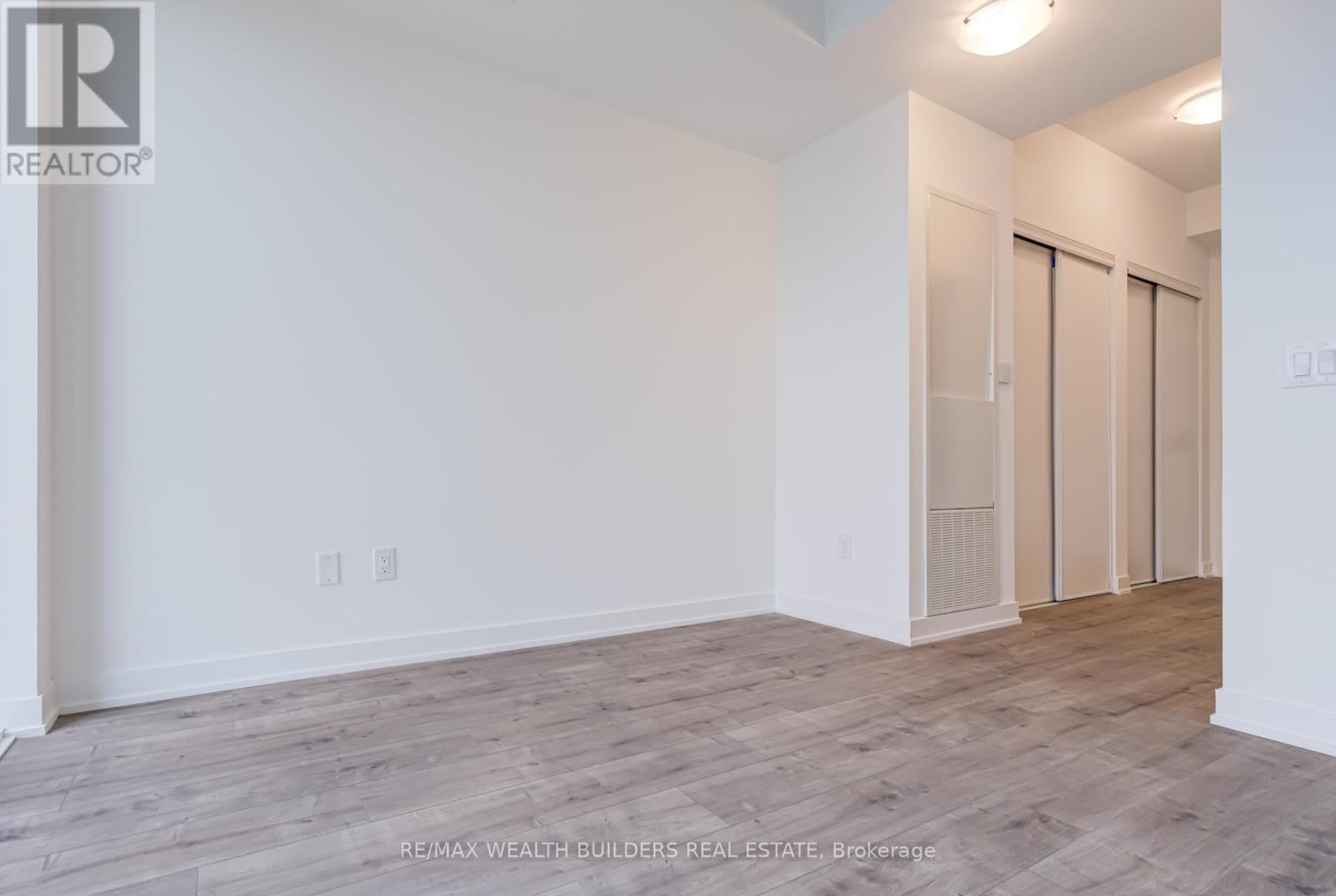 714 - 220 MISSINNIHE WAY