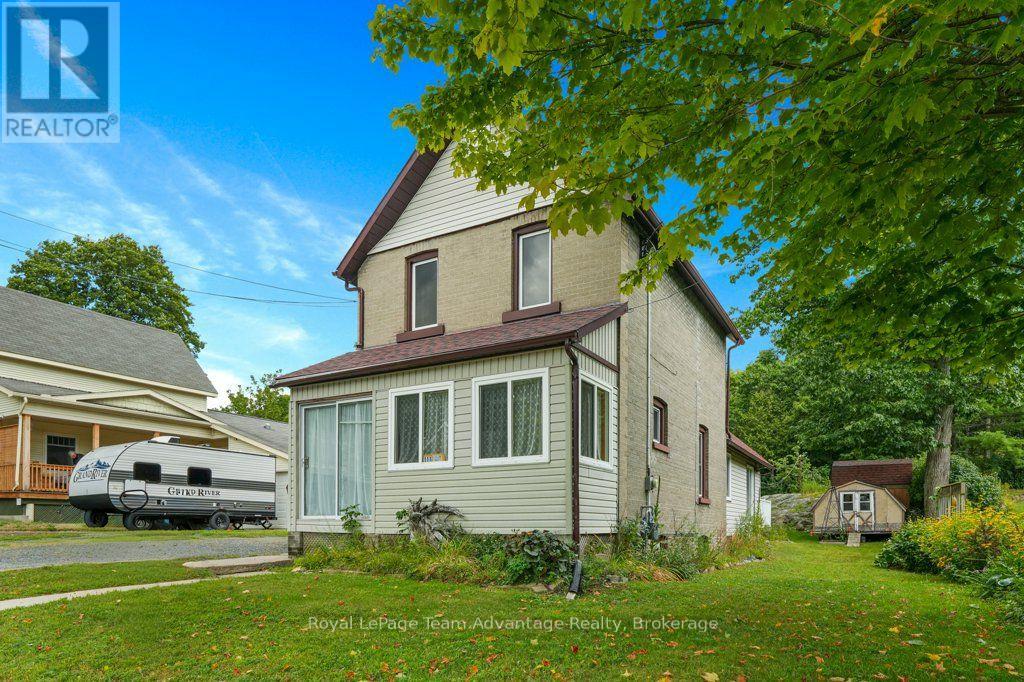 111 GIBSON ST STREET