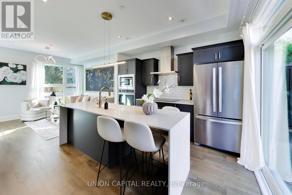 952 DUNDAS STREET, TORONTO (SOUTH RIVERDALE), ON M4M 1R3 - Image 294958117.jpeg?d=l