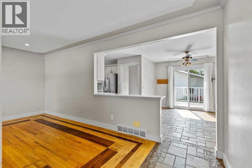127 Fredson Drive SE