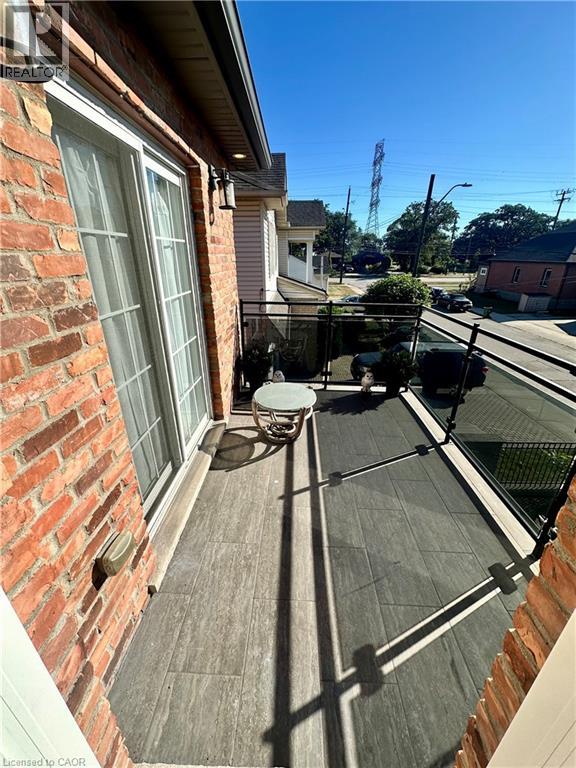 5 ARDEN Avenue