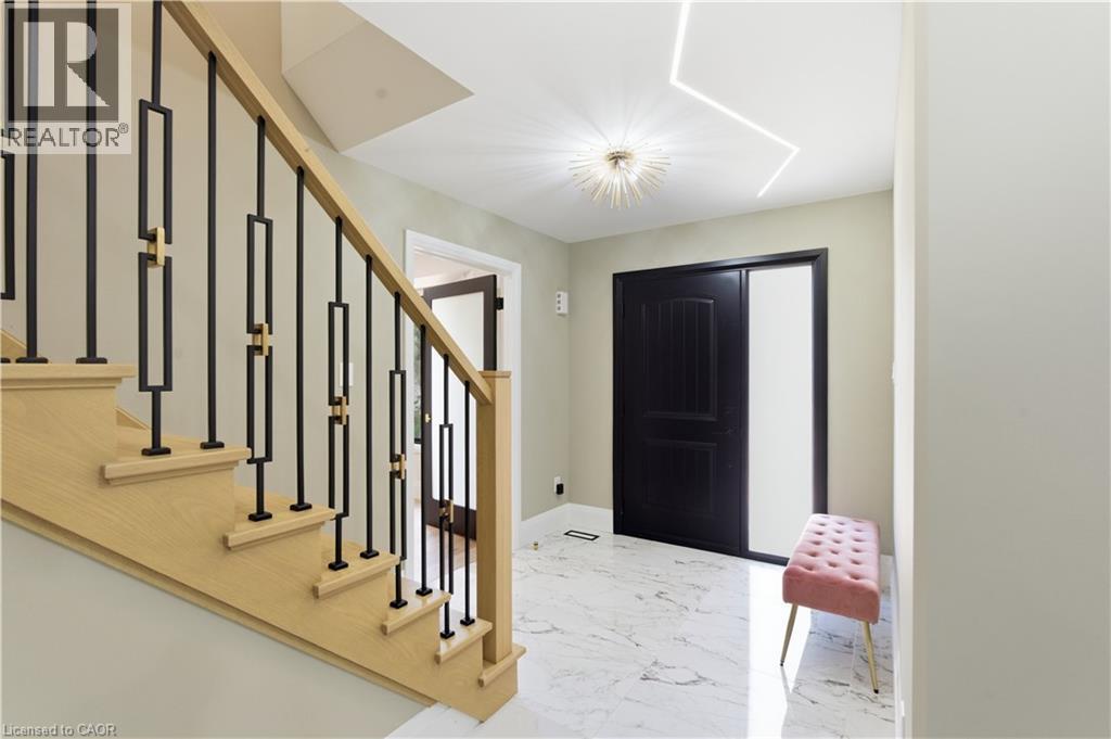11 BRIDLEWOOD Drive