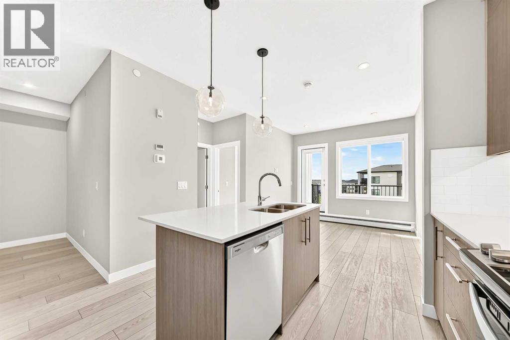 1406, 6 Merganser Drive West