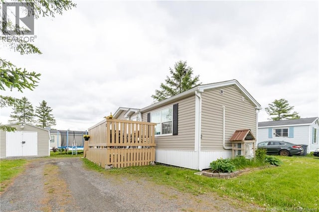 2 Wood Avenue
