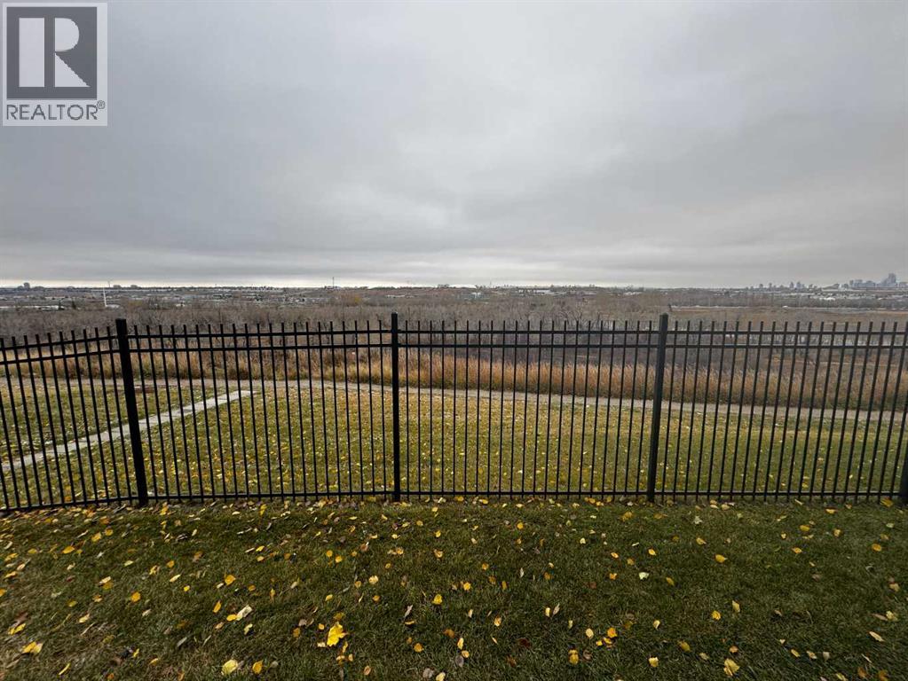 24N, 203 Lynnview Road SE