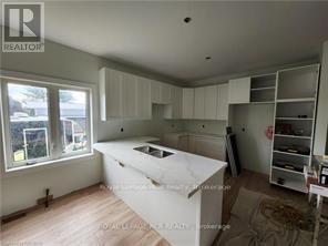 140 GOLD STREET W