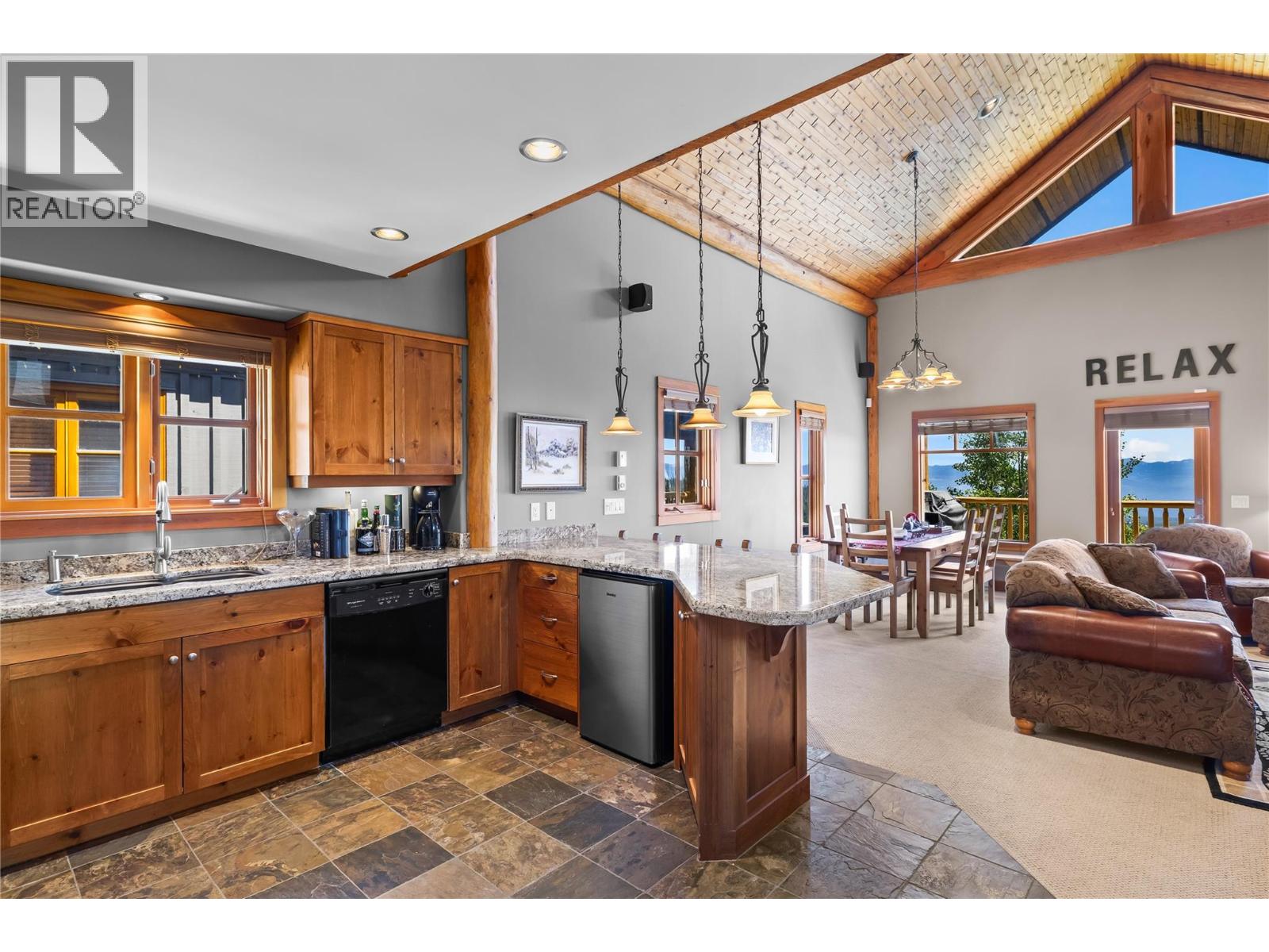 360 Whitehorse Lane Unit# 14