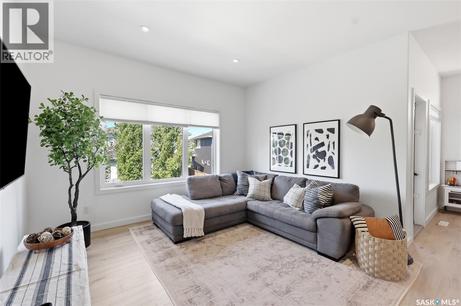 315 Underhill BEND