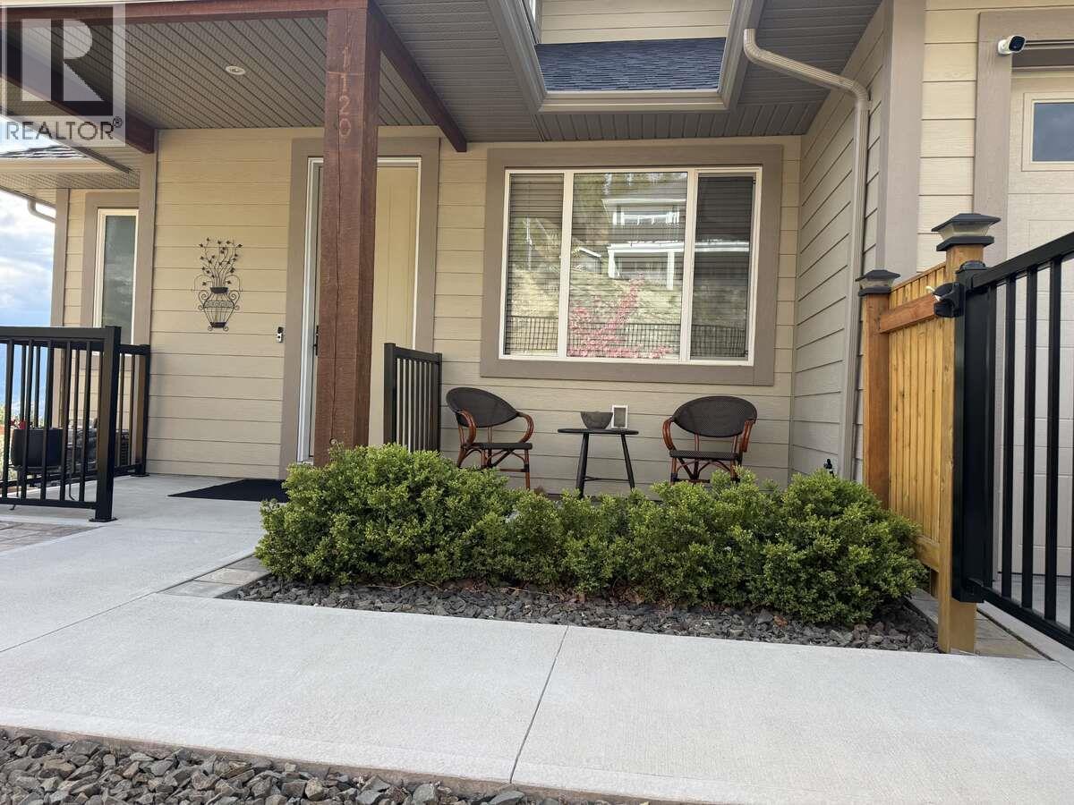 1120 HOLDEN Road