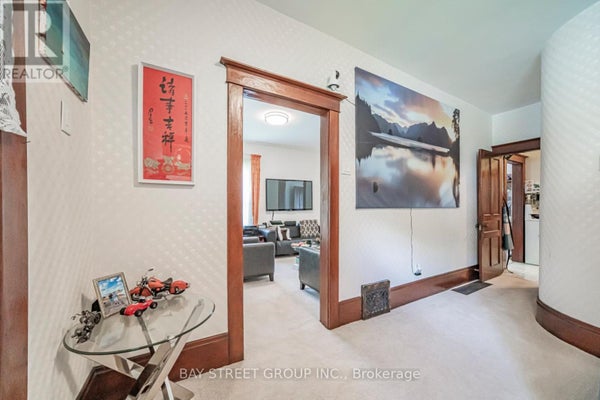 7 Pavillion St, Markham (Unionville), ON 5
