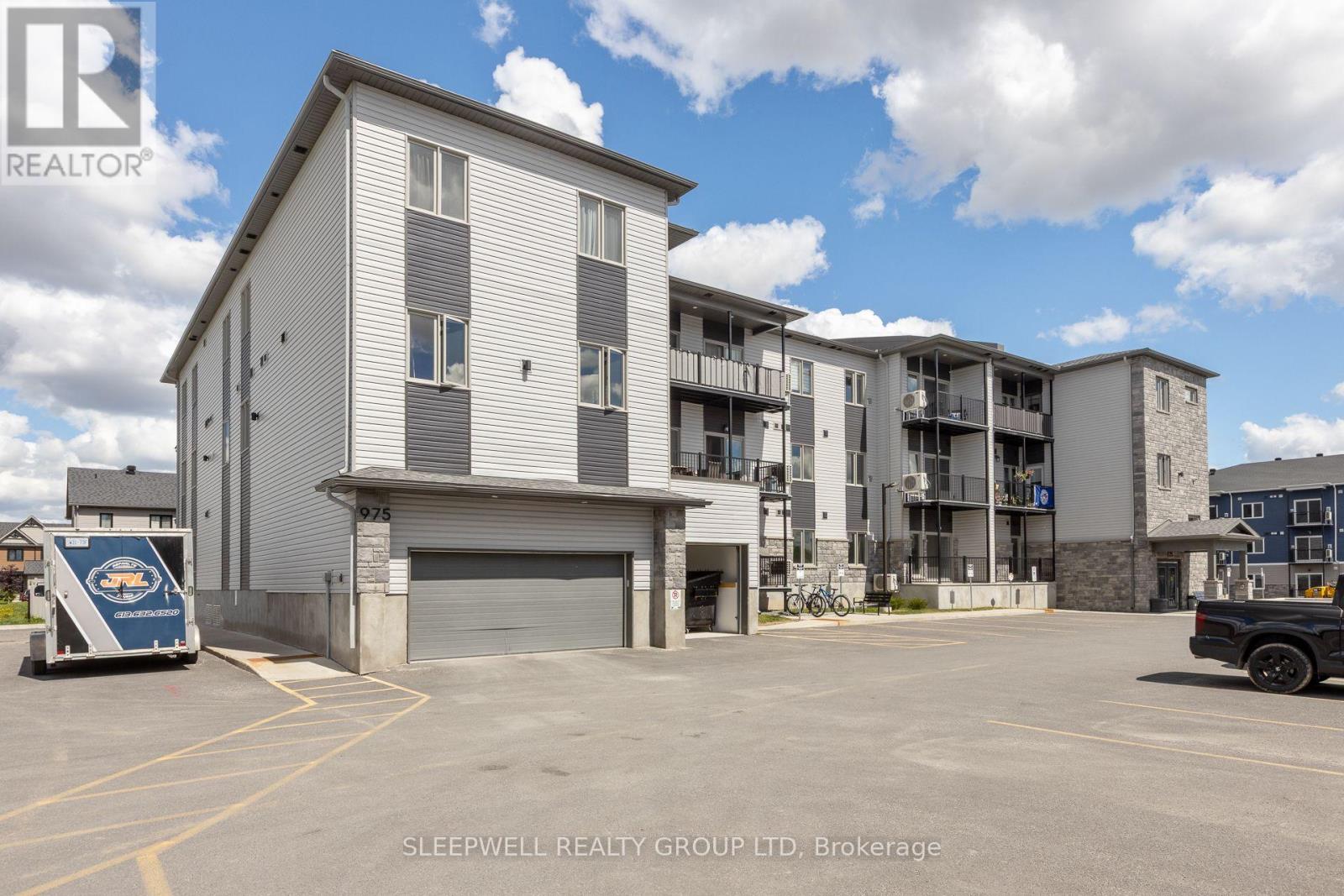 110 - 975 NORTH RUSSELL ROAD