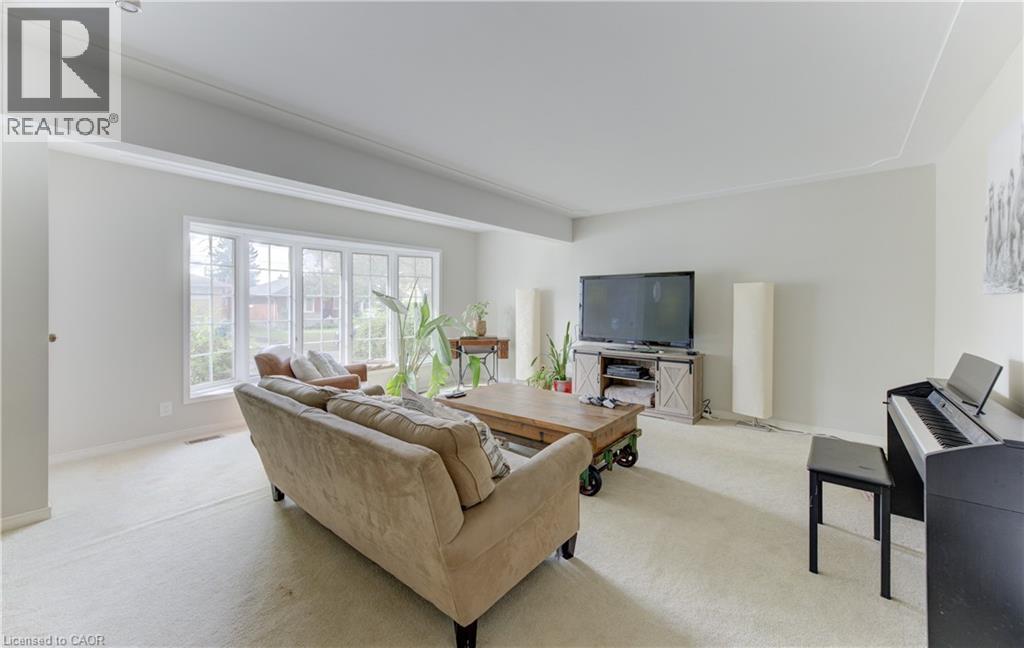 133 CORNELL Avenue