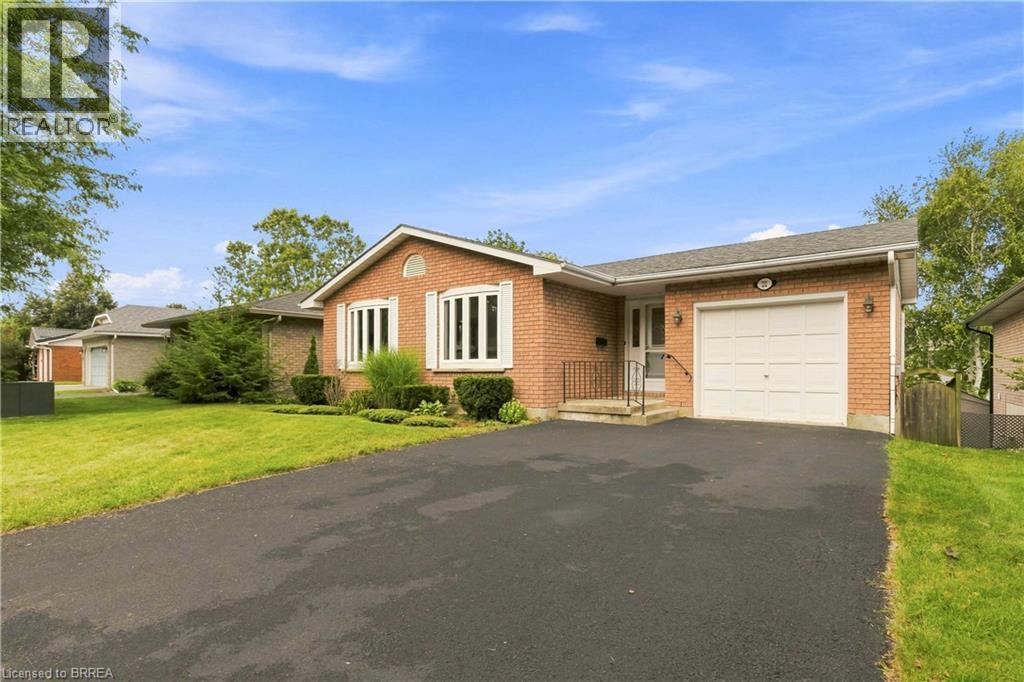 22 ALLENSGATE Drive