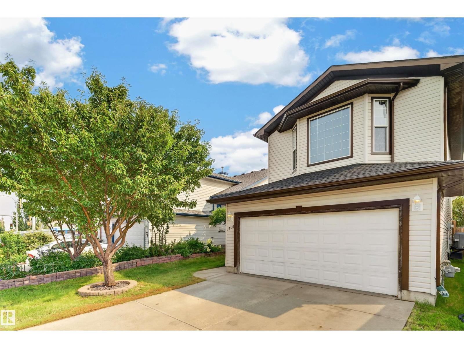1707 37A AV NW