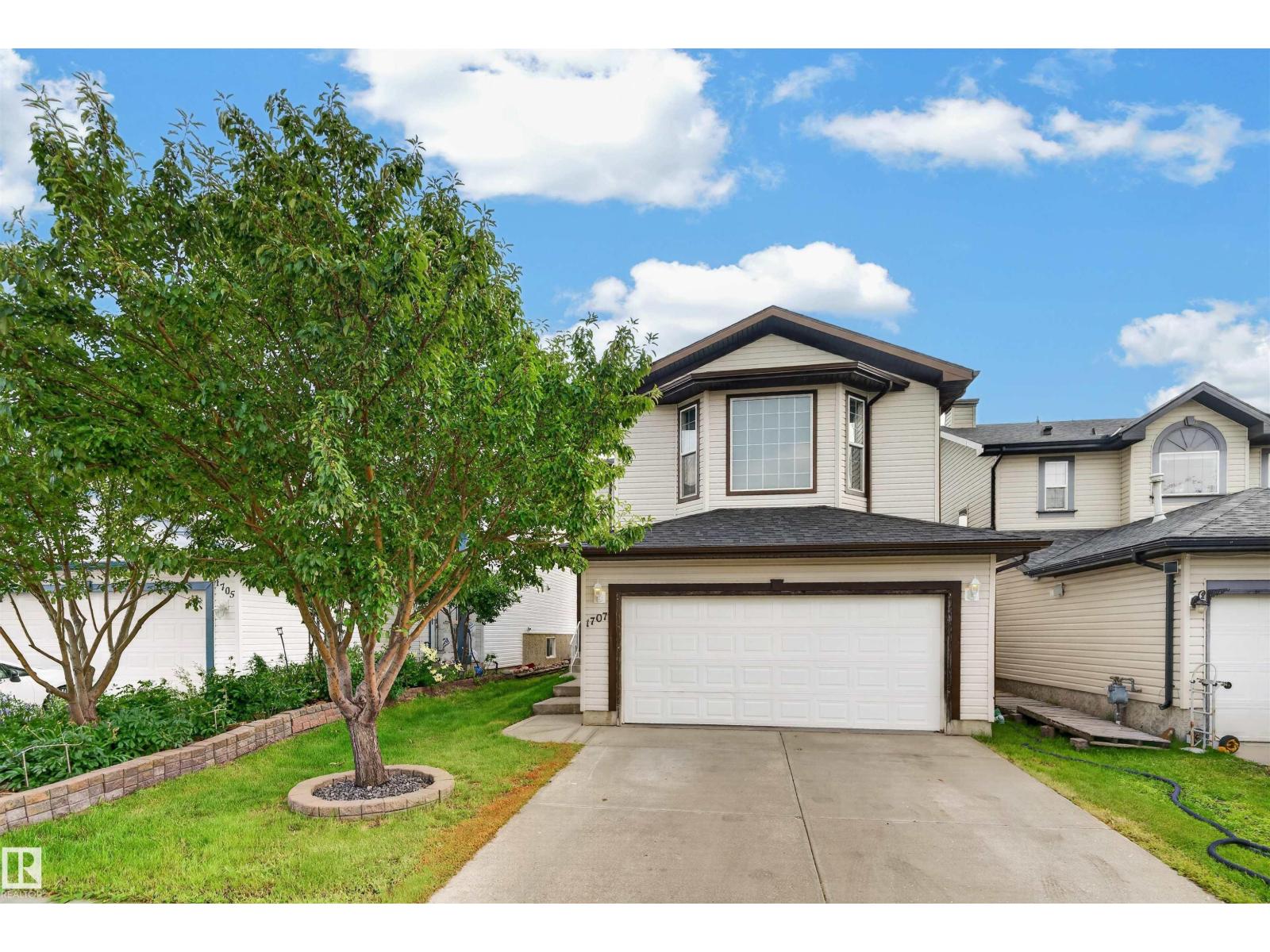 1707 37A AV NW