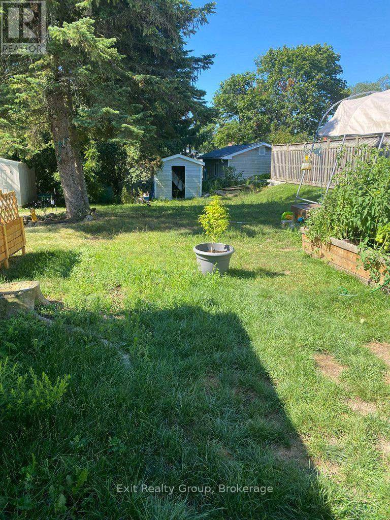 30 BOCAGE STREET - Photo 4