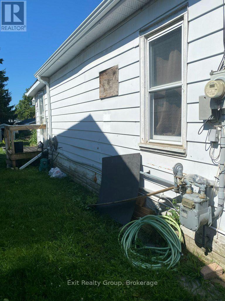 30 BOCAGE STREET - Photo 3