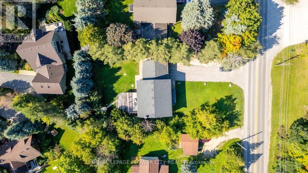 734 Mountain Rd, Collingwood, ON 4