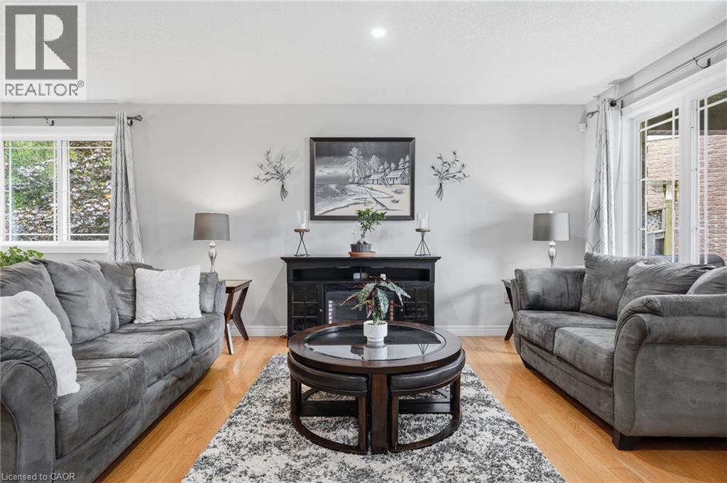 125 LANGLAW Drive