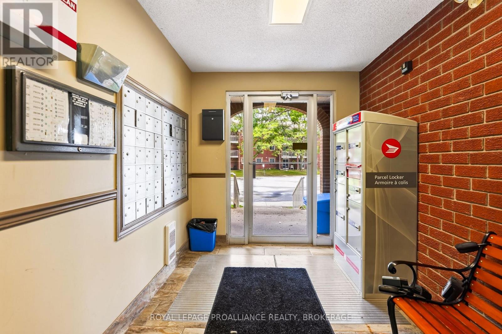 210 - 561 ARMSTRONG ROAD