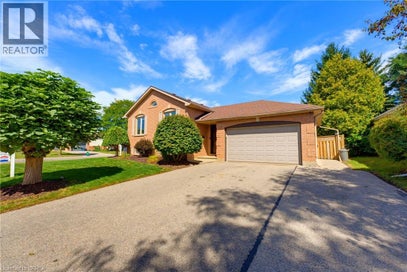 82 OLIVETREE Road Brantford ON N3R 7W6