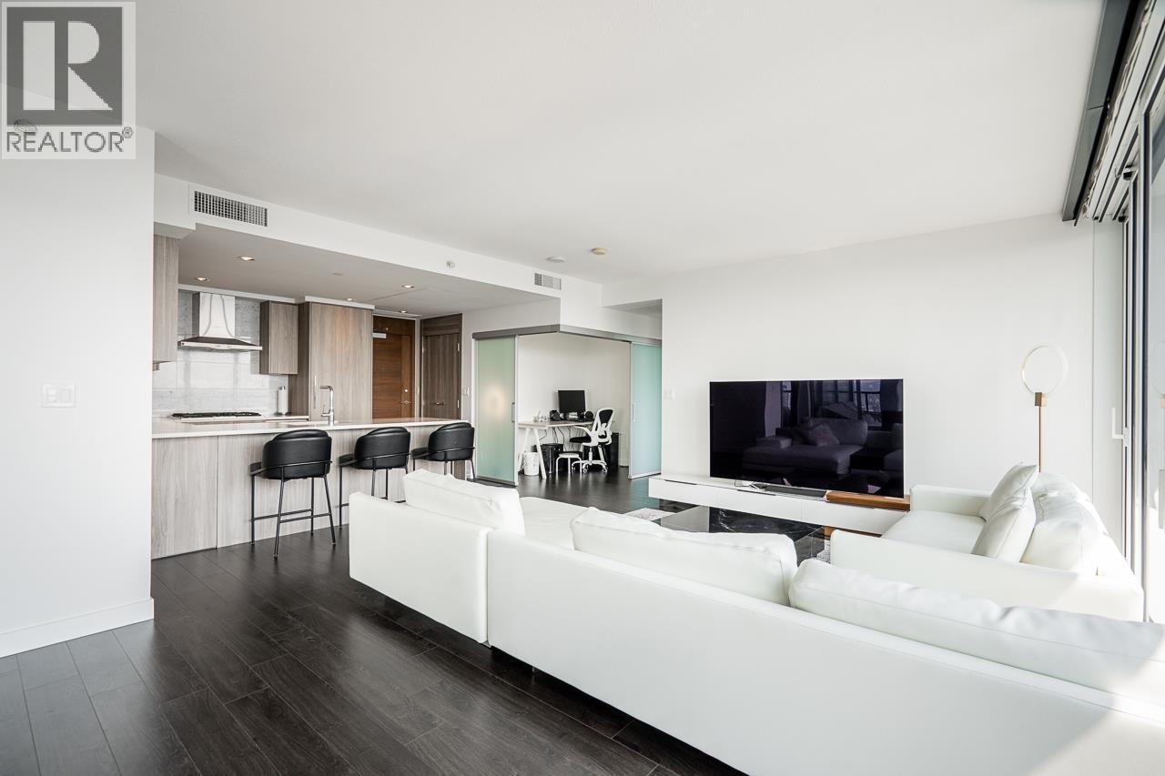4308 4720 LOUGHEED HIGHWAY
