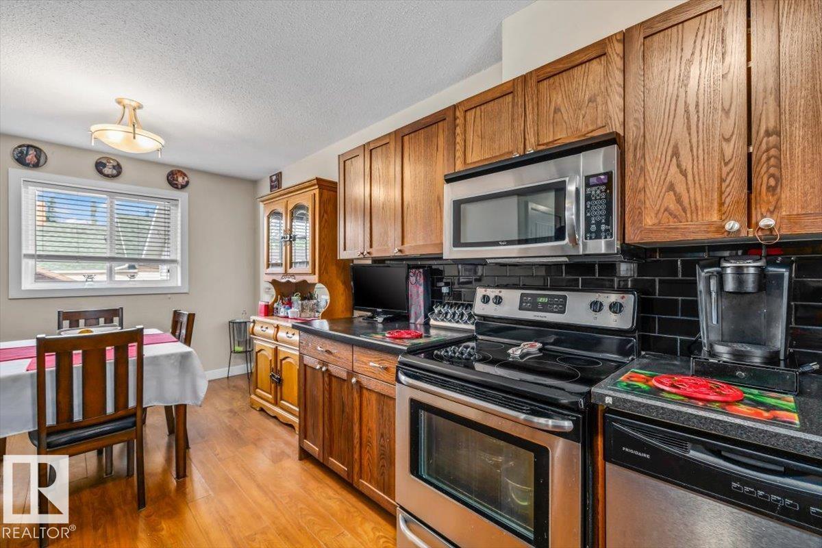 11436 88 ST NW