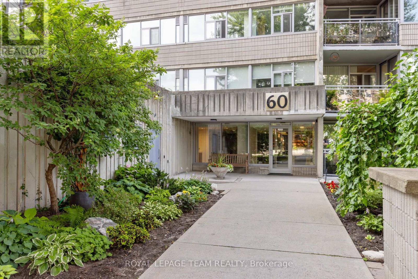 103 - 60 MCLEOD STREET