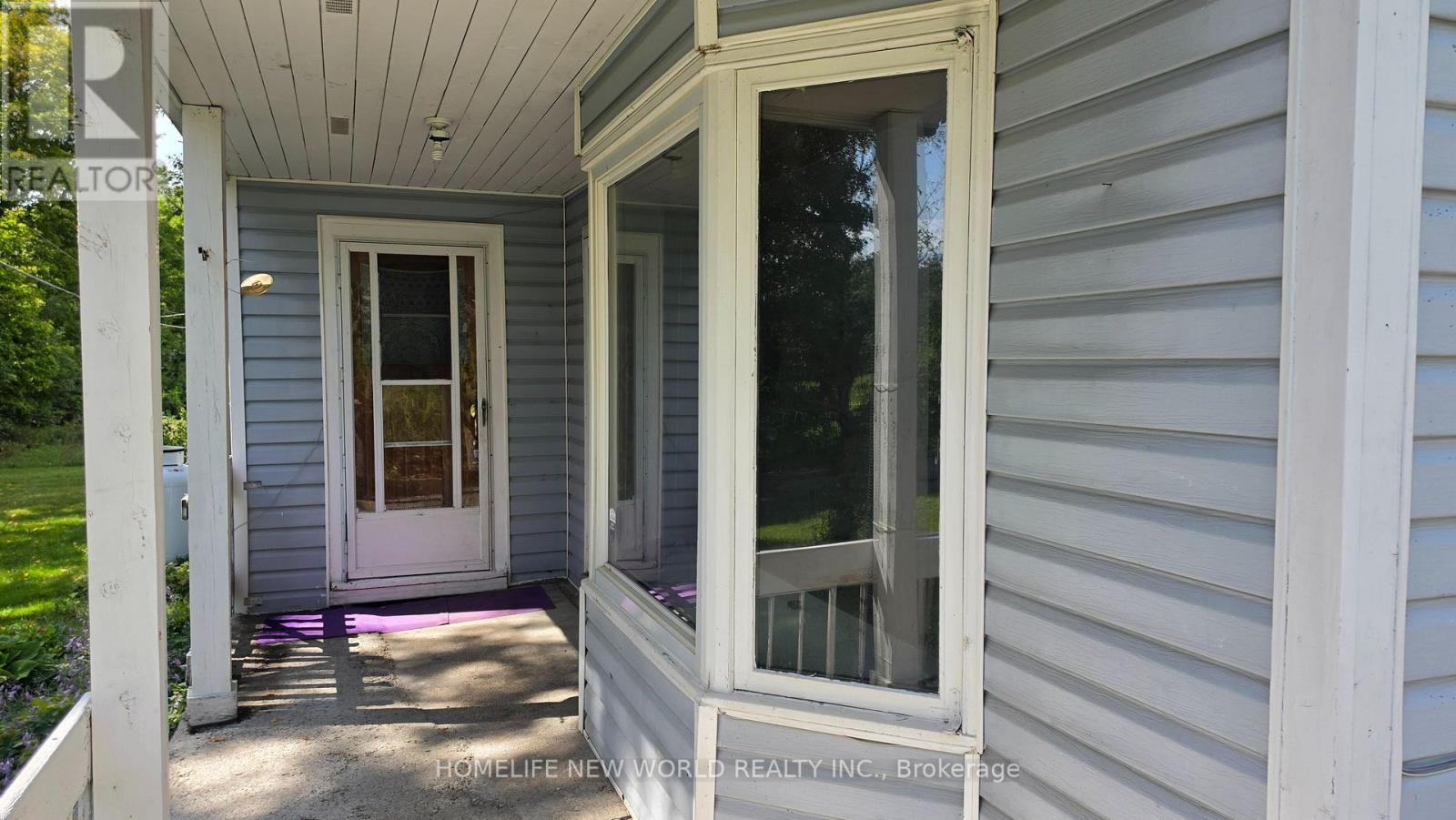 814 THOMASBURG ROAD