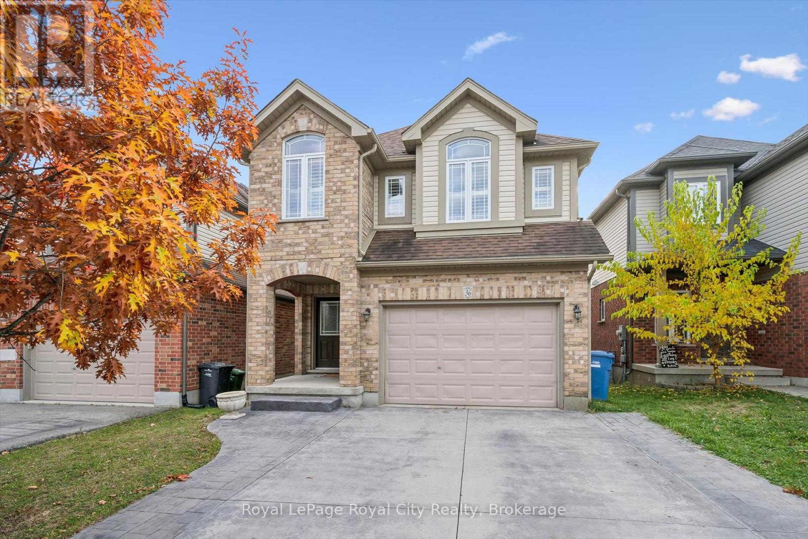 36 OAKES CRESCENT