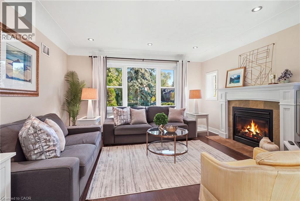 313 NORTH SHORE Boulevard W
