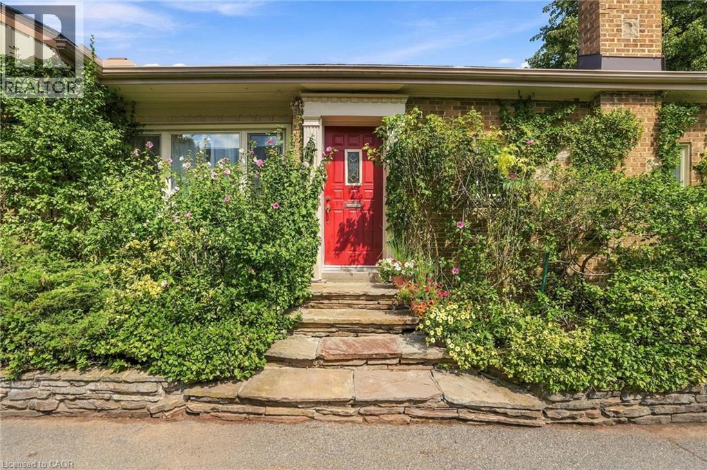 313 NORTH SHORE Boulevard W