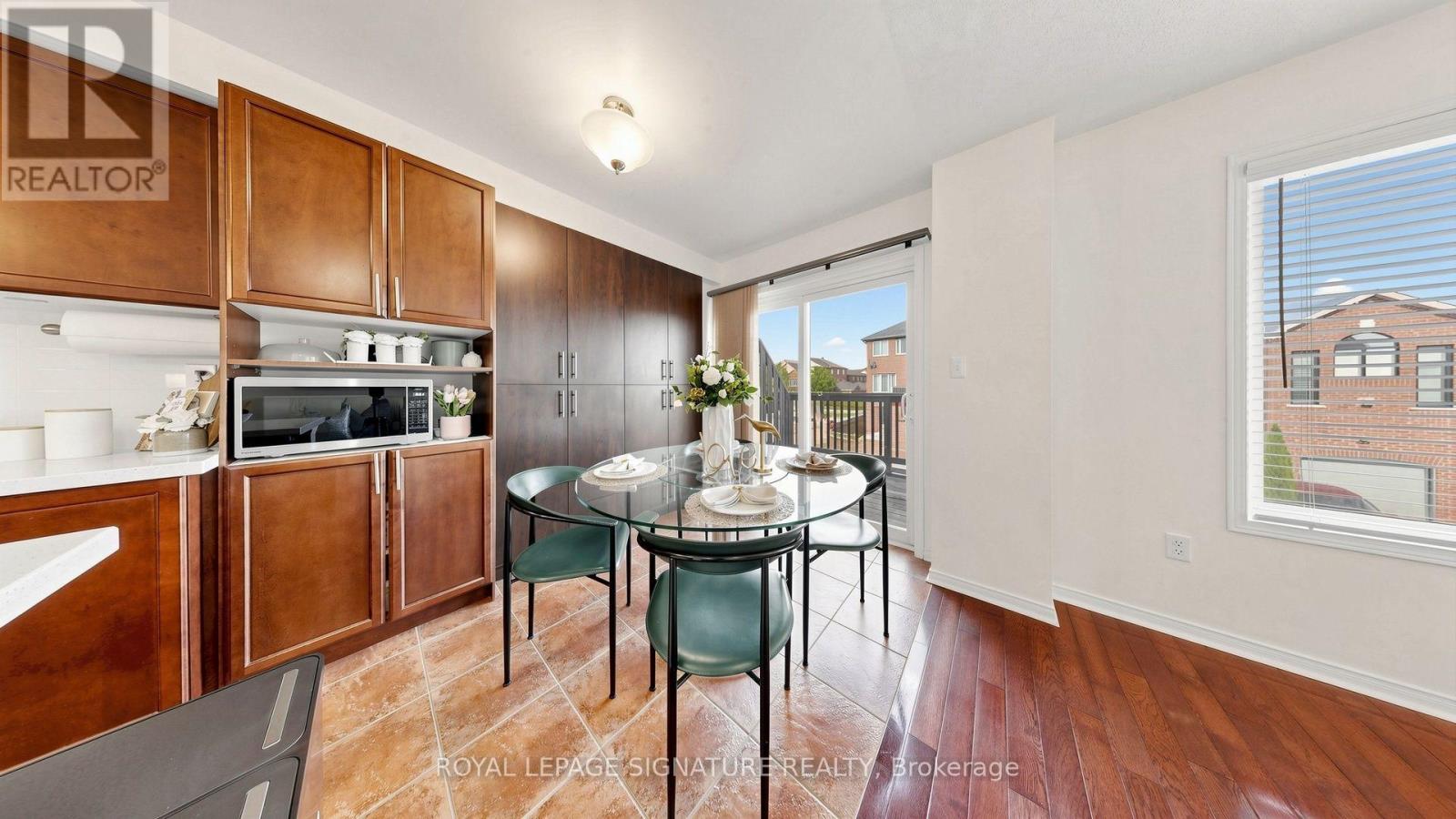 7 ROCK GARDEN STREET