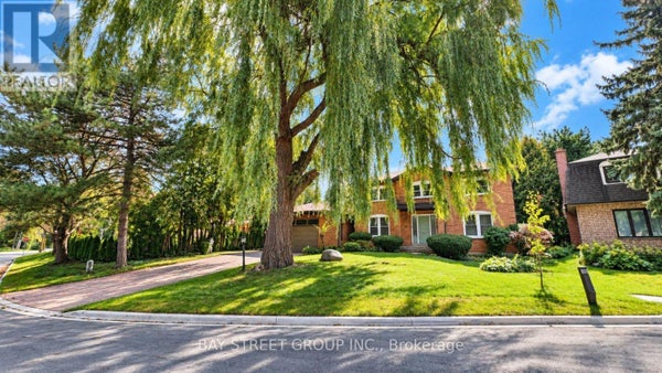 5 Elmira Crt, Toronto (Bayview Village), ON