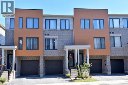 19 RADISON Lane Hamilton ON L8H 0B5