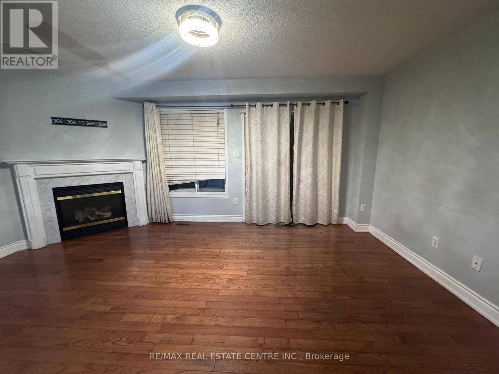 23 LONESTAR CRESCENT