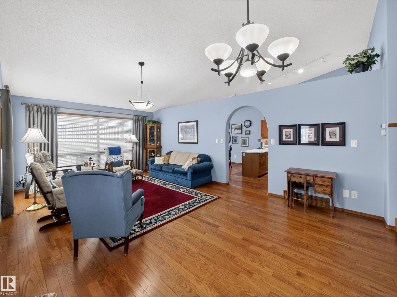 #7 85 GERVAIS RD