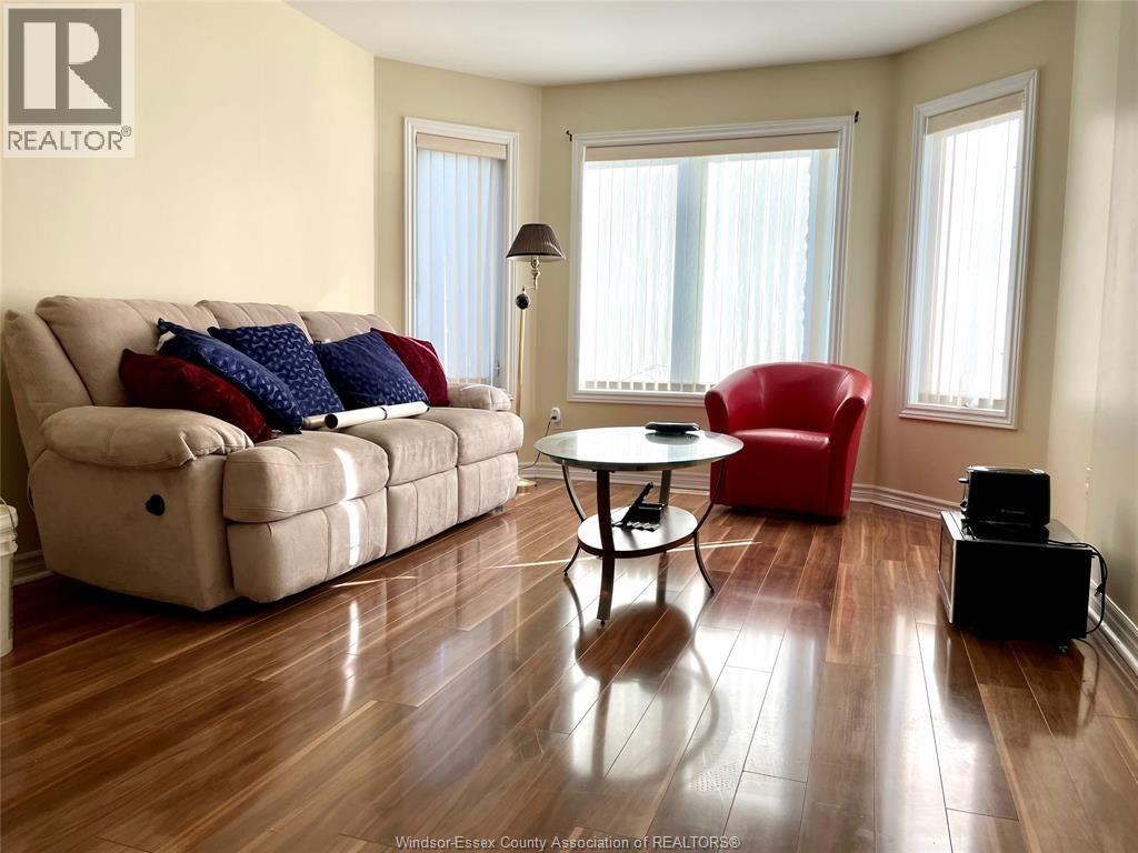 729 DONJON COURT