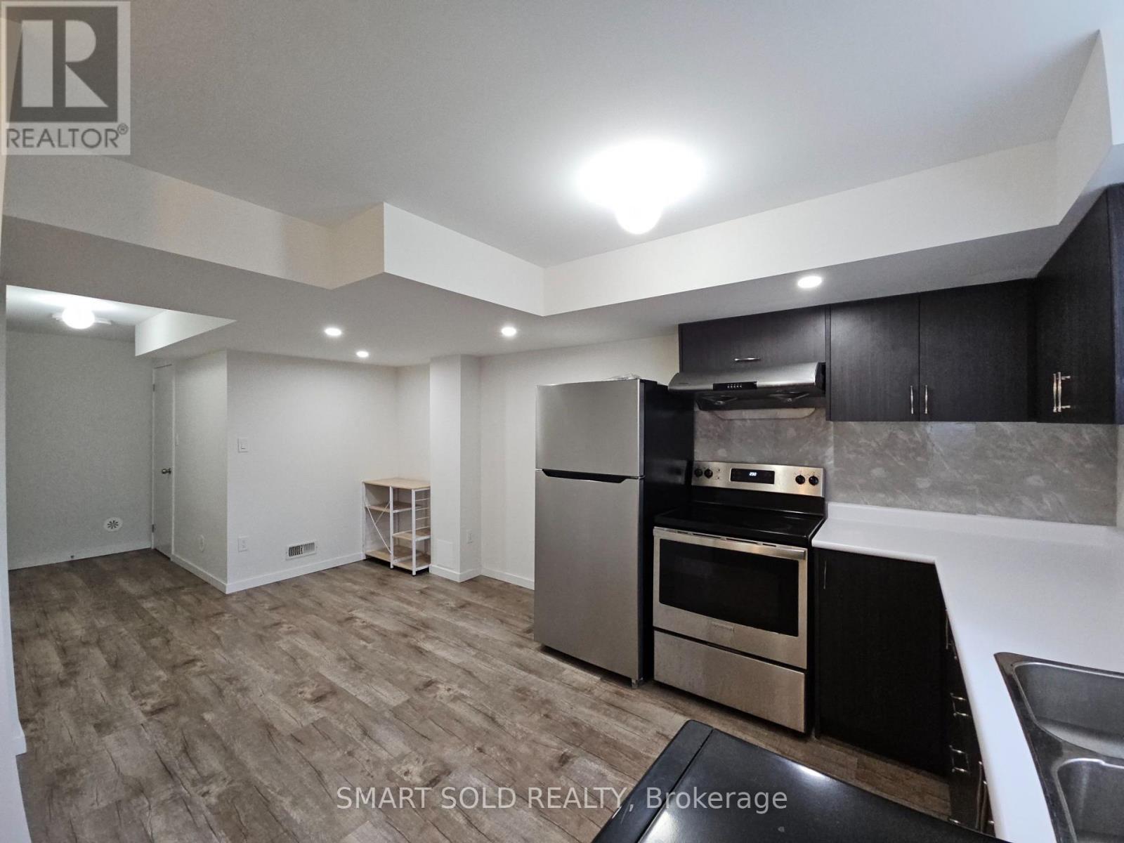 #LOWER - 38 WUHAN LANE