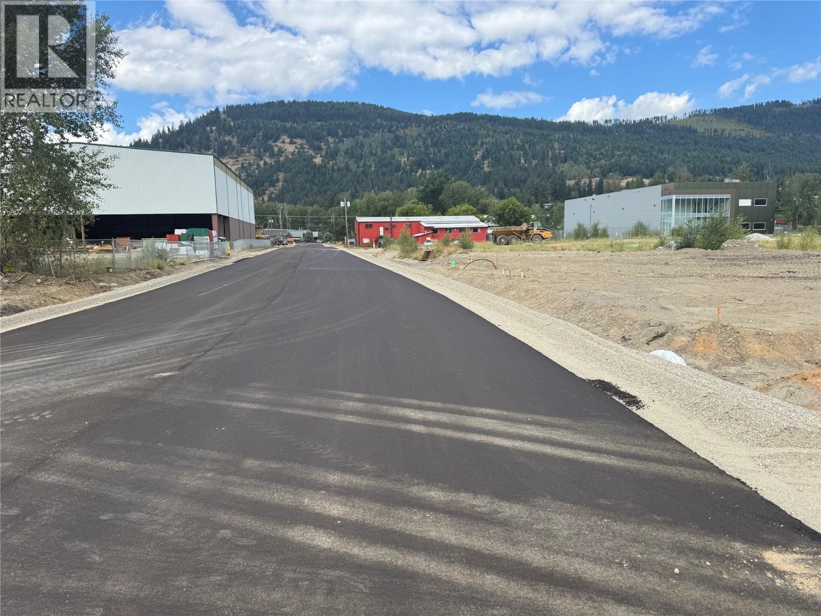 1837 Shuswap Avenue Lot# 3