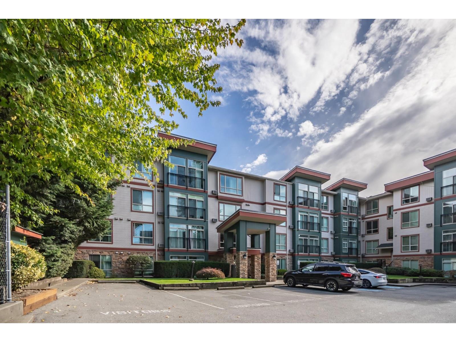 207 33485 SOUTH FRASER WAY