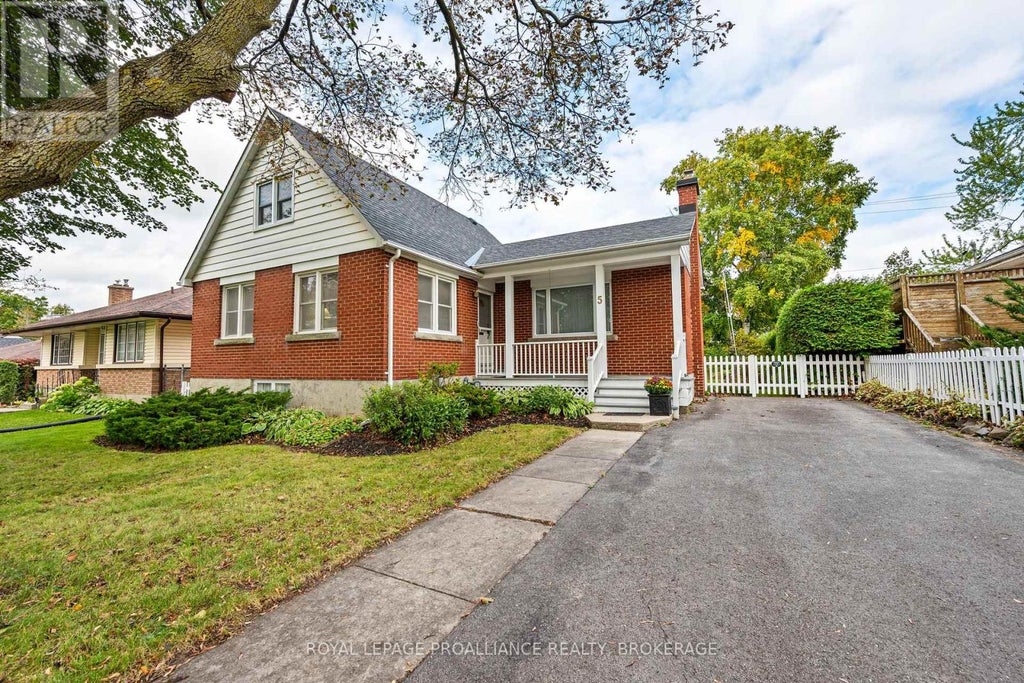 5 WESTMORELAND ROAD, KINGSTON (WEST OF SIR JOHN A. BLVD), ON K7M 1J4 - Image 1754240855.jpeg?d=l