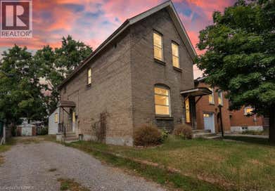 150 ELGIN Street Unit# LOWER Brantford ON N3S 5A5