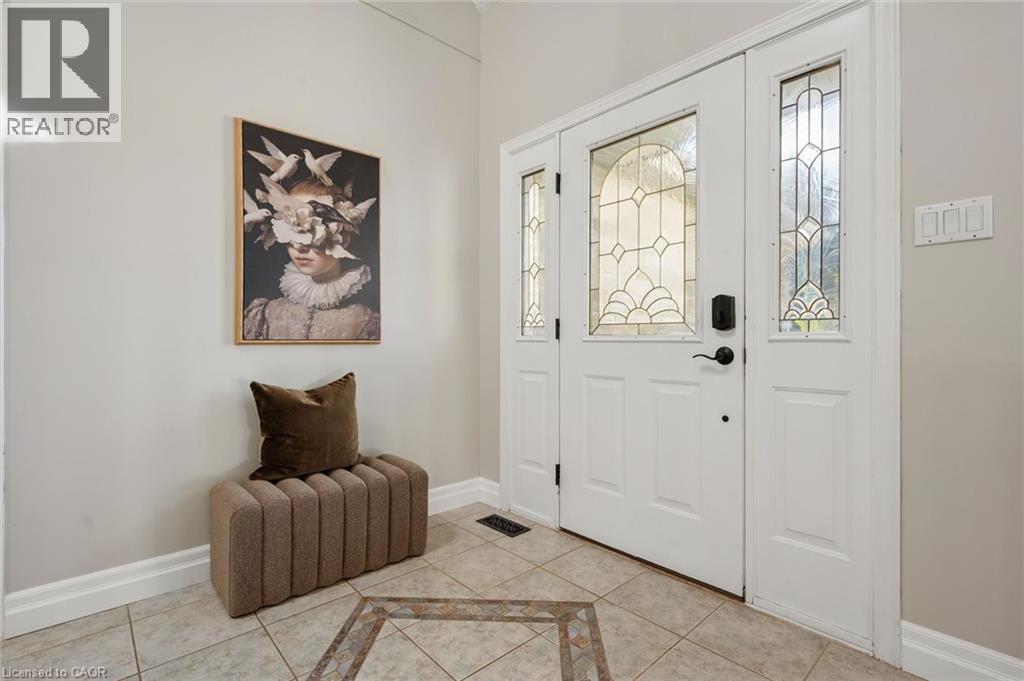25 AMALIA Crescent