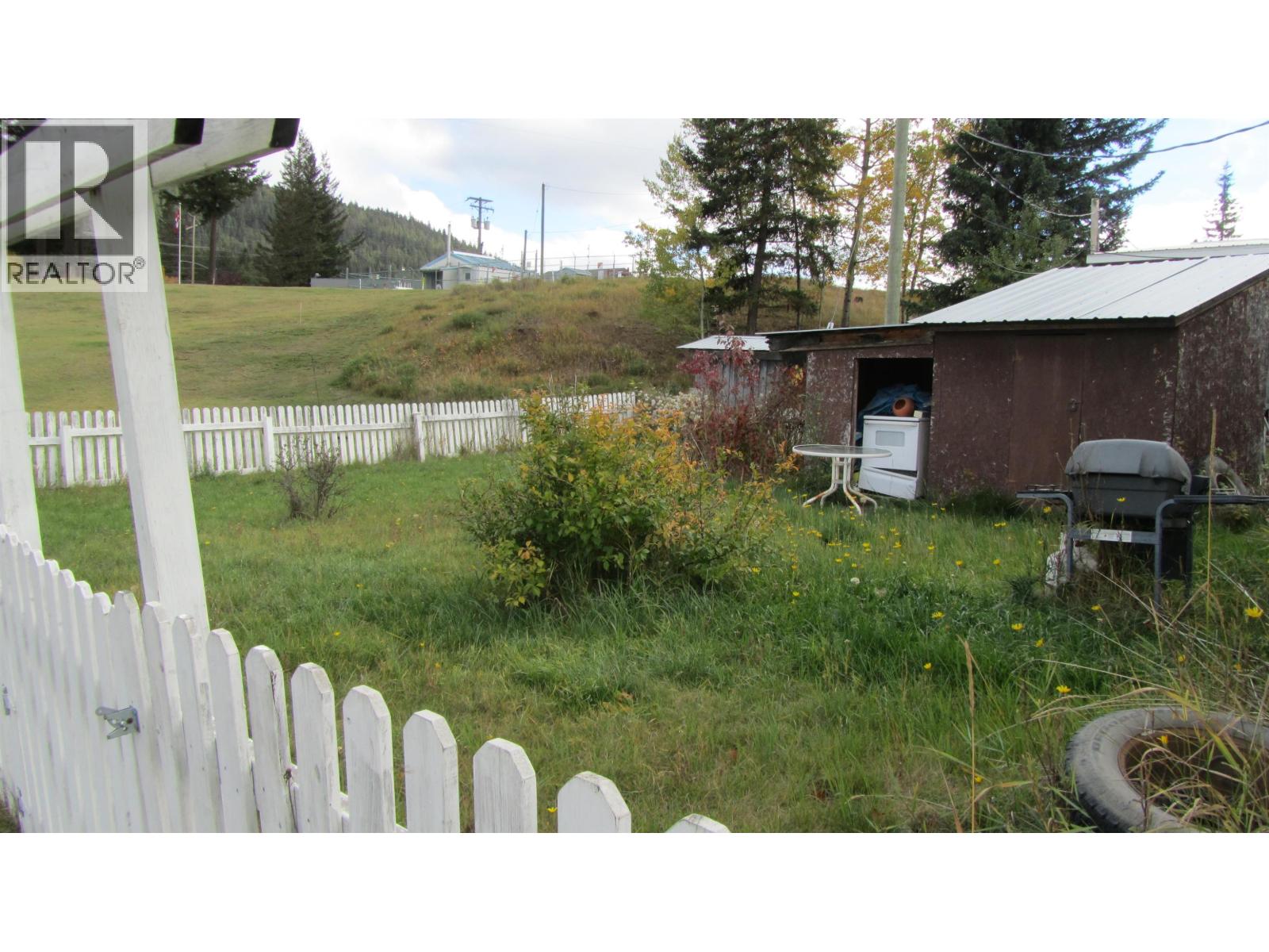 61 375 HORSE LAKE ROAD