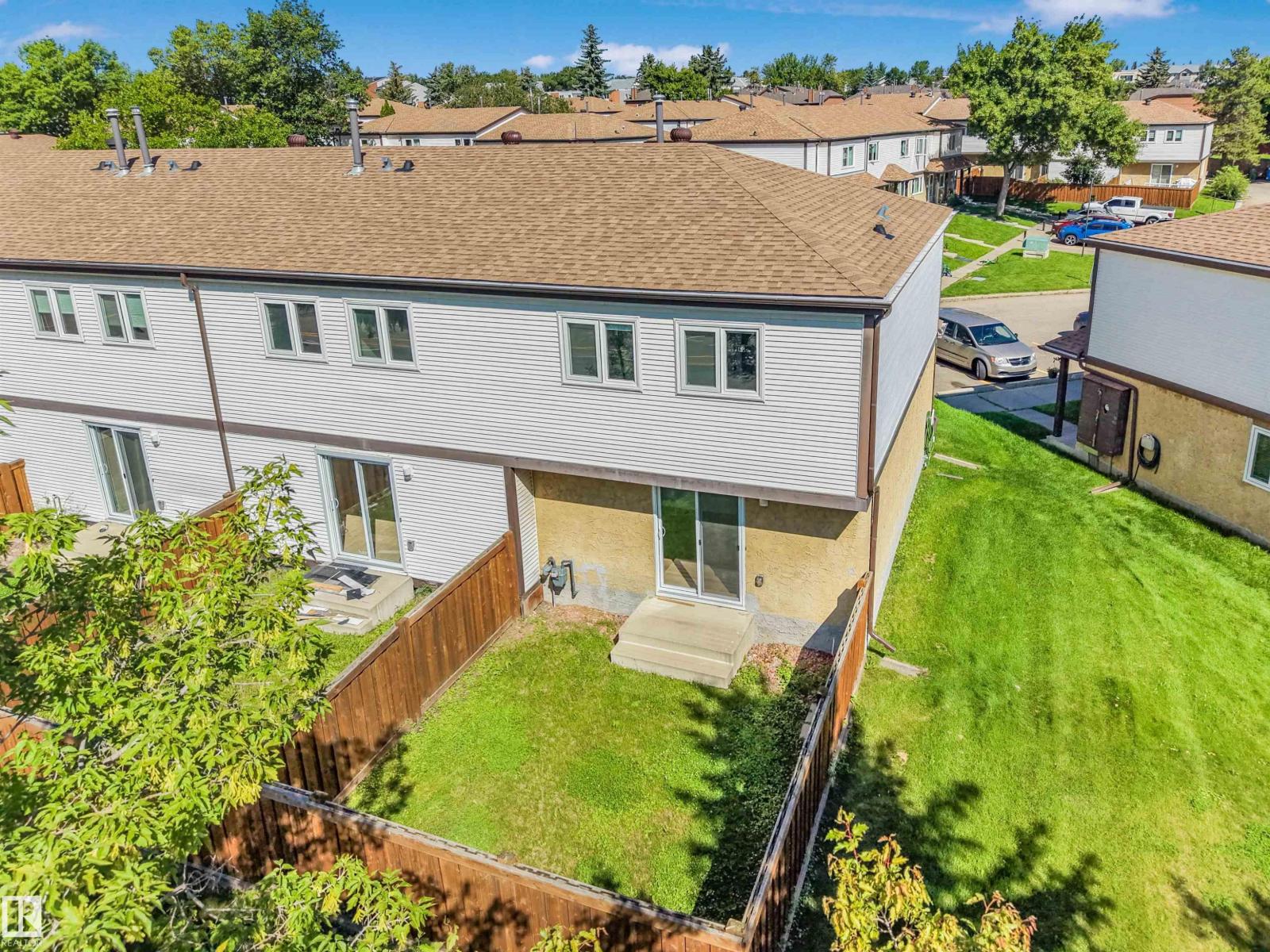 #39 14511 52 ST NW