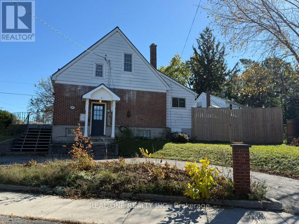 337 VICTORIA AVENUE