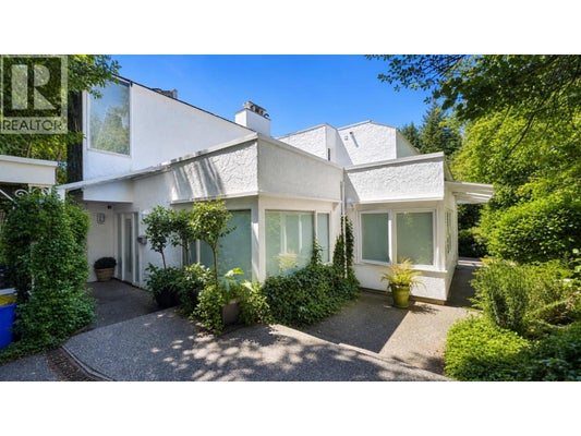 4468 Stone Cres, West Vancouver, BC 2