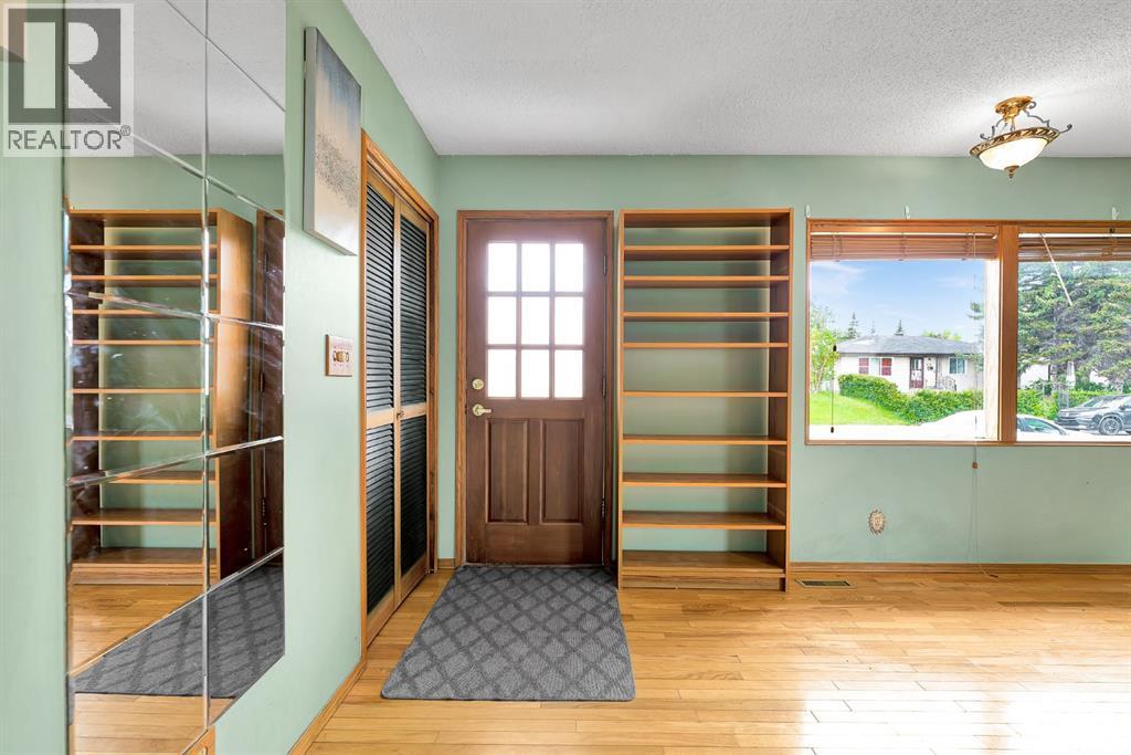 4127 Maryvale Road NE