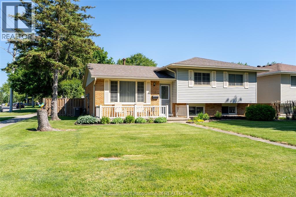 3 GOLDMERE DRIVE, CHATHAM, ON N7M 5R3 - Image 442044822.jpeg?d=l